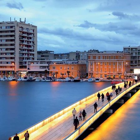 Mara Apartment Zadar Bagian luar foto