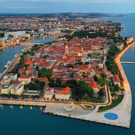 Mara Apartment Zadar Bagian luar foto