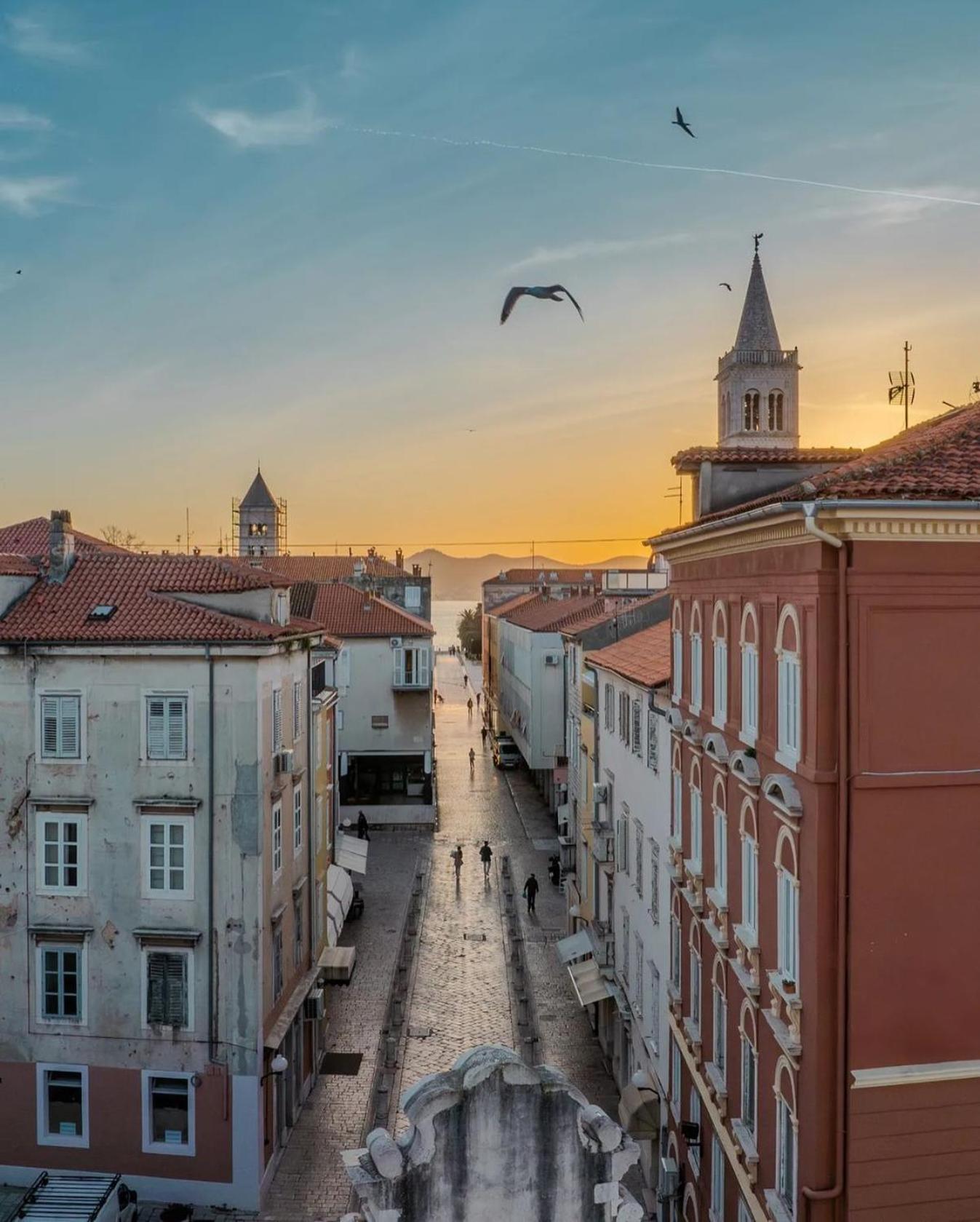 Mara Apartment Zadar Bagian luar foto